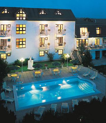 Monica 3* Prag